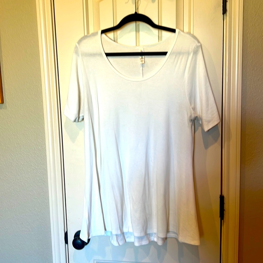 3 for $20 All LulaRoe  “Perfect T”Size XL
